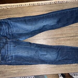 Joe’s jeans, skinny ankle, dark wash. Size 28, only worn a few times